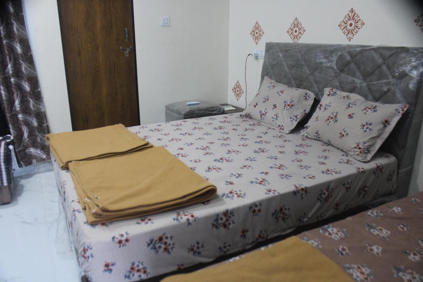 Atithi Home Stay Garudeshwar Экстерьер фото